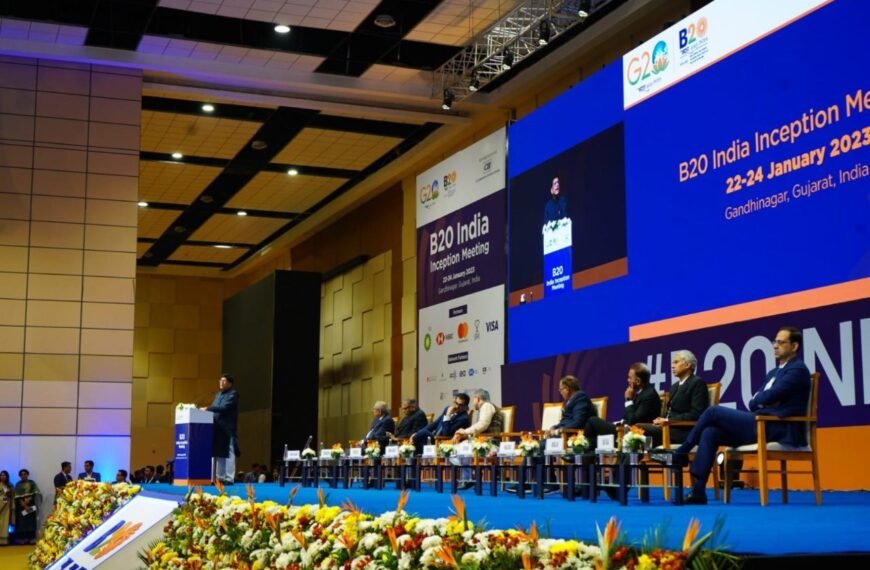 Shri Piyush Goyal asks businesses to adopt a sustainable and green approach in business practices
