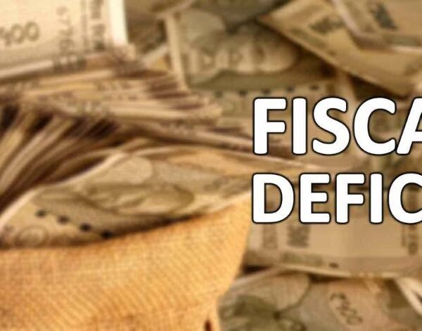 Fiscal deficit shrinks to 8.1% in April-June quarter
